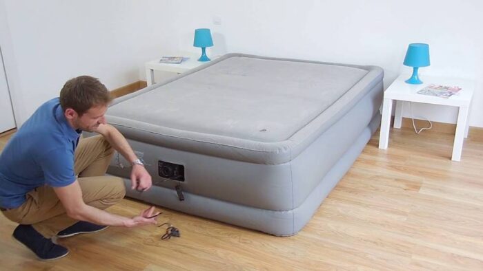 MATELAS GONFLABLE ÉLECTRIQUE